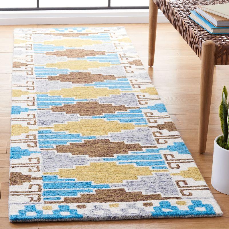 Rodeo Drive RD913 Hand Tufted Area Rug  - Safavieh