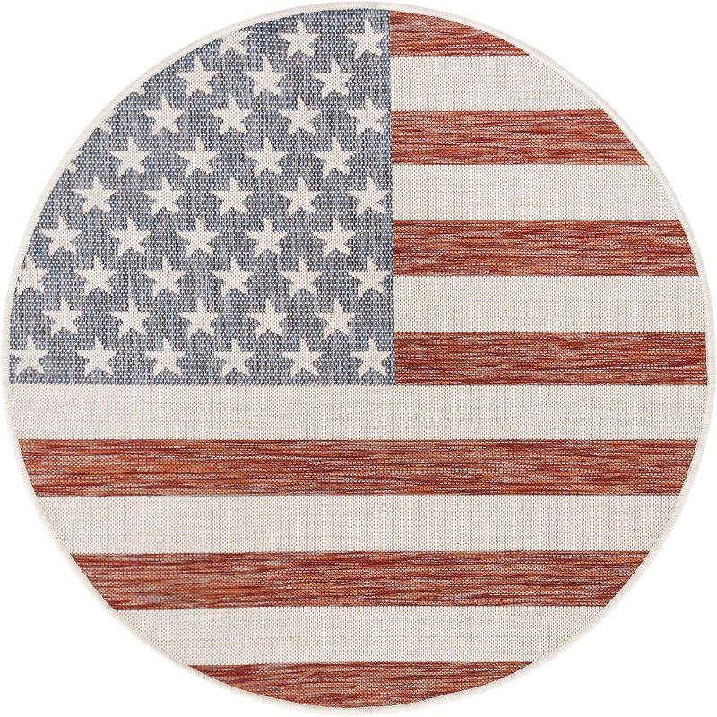 Old Glory Red 4' Round Synthetic Outdoor Rug