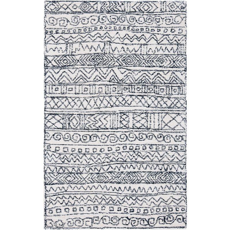 Micro-Loop MLP228 Hand Tufted Indoor Accent Rug - Ivory/Black - 2'6"x4' - Safavieh