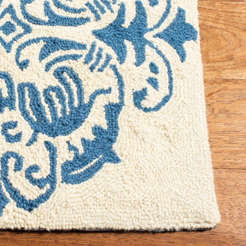 Ivory and Blue Hand-Knotted Wool Medallion Rug, 2' 6" x 4'