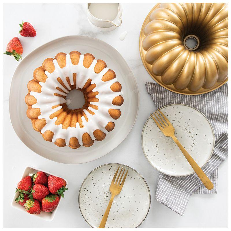 Nordic Ware Nordic Ware Non-Stick Round Elegant Party Bundt Cake Pan