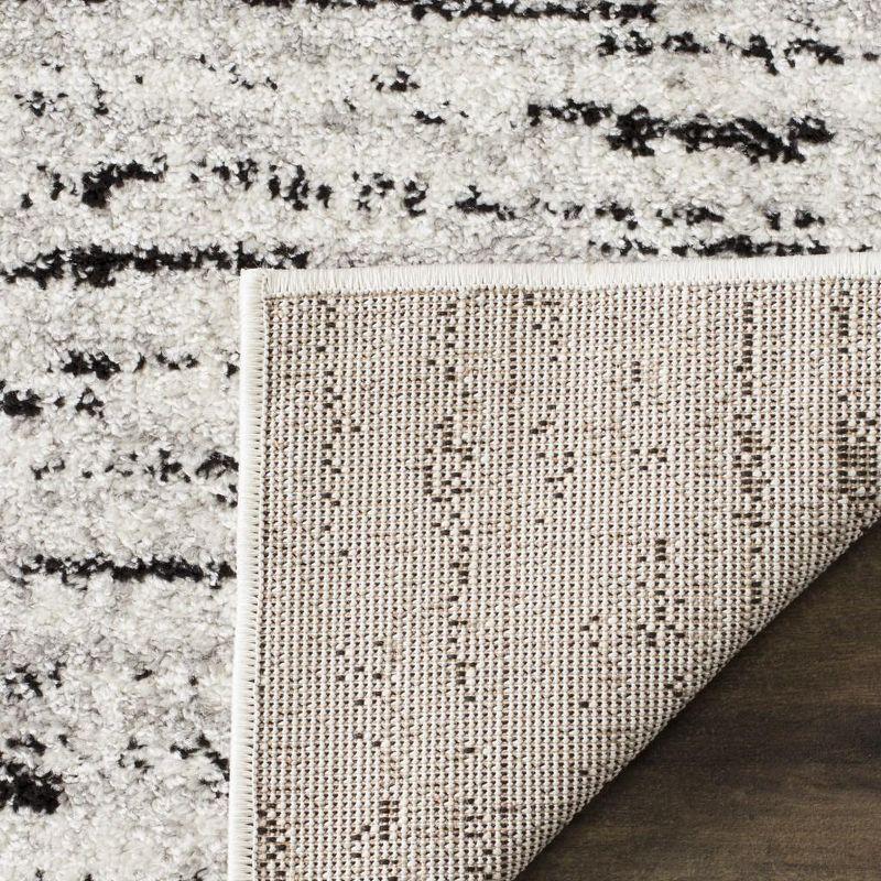 Adirondack ADR117 Machine Made Indoor Runner - Ivory/Silver - 2'-6"x22' - Safavieh