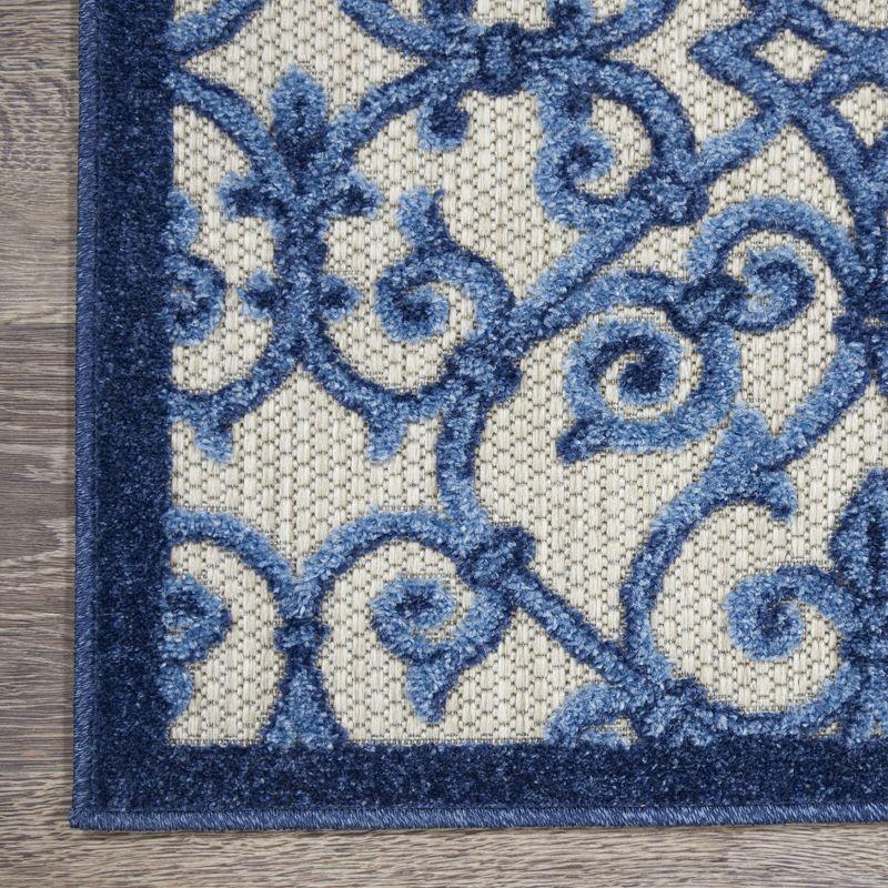 Lark Manor™ Rectangle Isalia 3'6" x 5'6" Area Rug in Blue/Gray