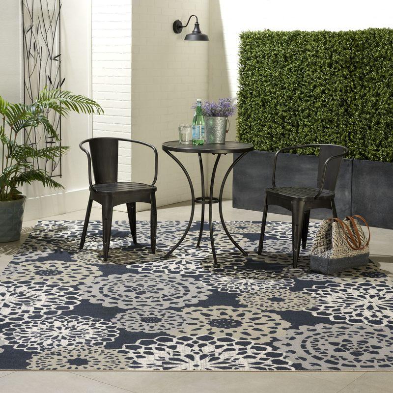 Waverly Sun N Shade SND72 Black Indoor/Outdoor Area Rug