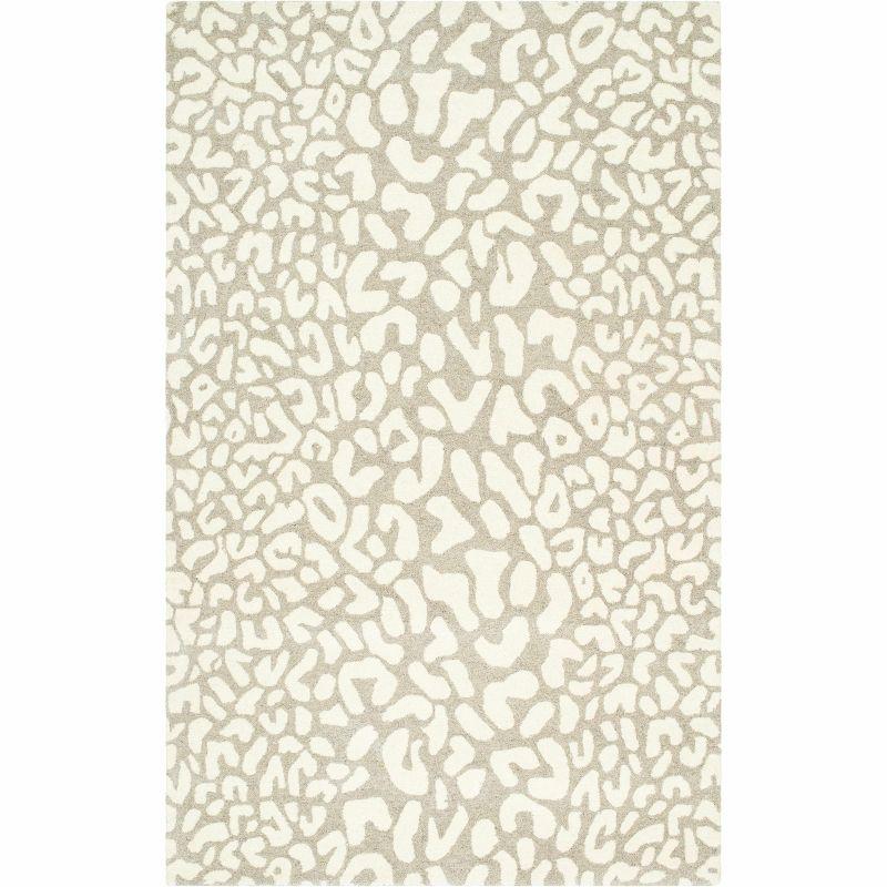 Azuka Gray and Beige Wool Leopard Print 5' x 8' Rug