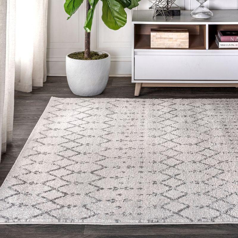 Moroccan Hype Boho Vintage Diamond Area Rug - JONATHAN Y