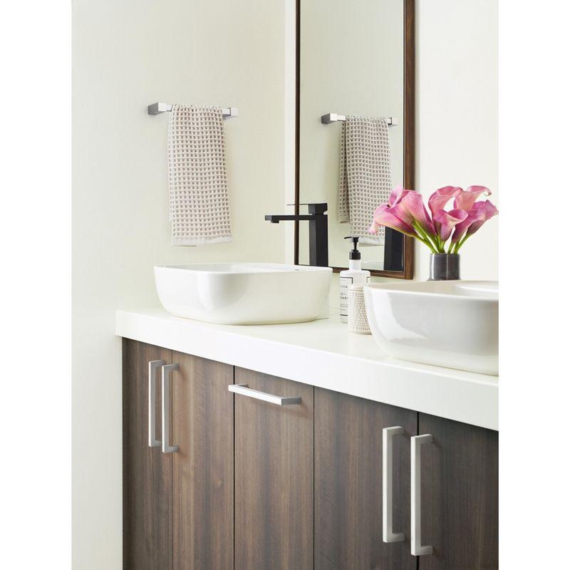 Monument Towel Bar