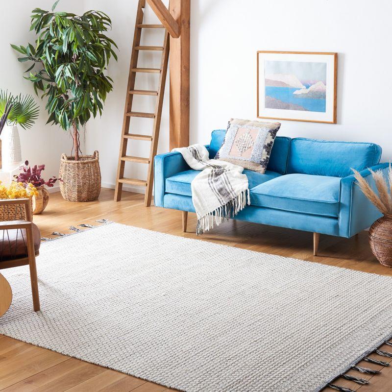 Montauk MTK813 Hand Woven Area Rug - Ivory/Black - 8'x10' - Safavieh.