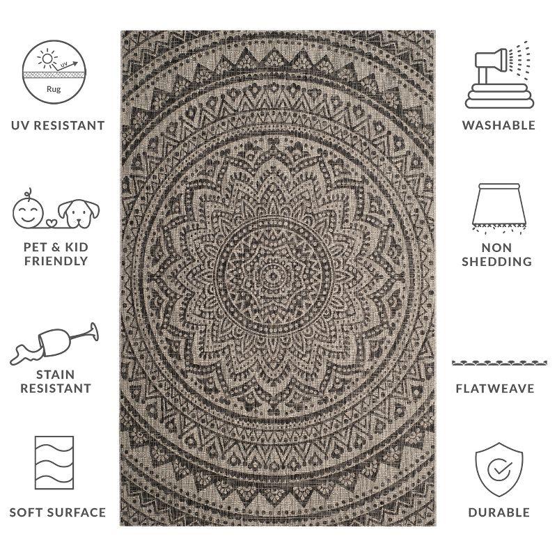 Courtyard CY8734 UV & Stain Resistant Non-Shedding Power Loomed Indoor/Outdoor Accent Rug - Light Grey/Black - 2'7"x5' - Safavieh