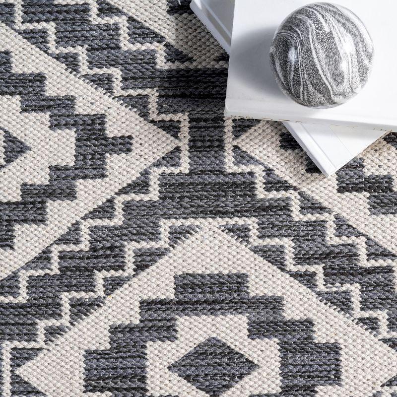 Reversible Geometric Trellis 9' x 12' Gray Cotton Area Rug