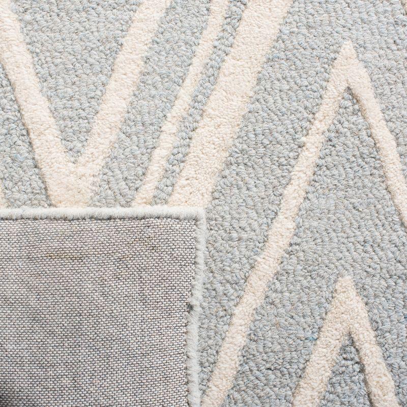 Cambridge CAM711 Tufted Indoor Area Rug - Grey/Ivory - 8'x8' - Safavieh