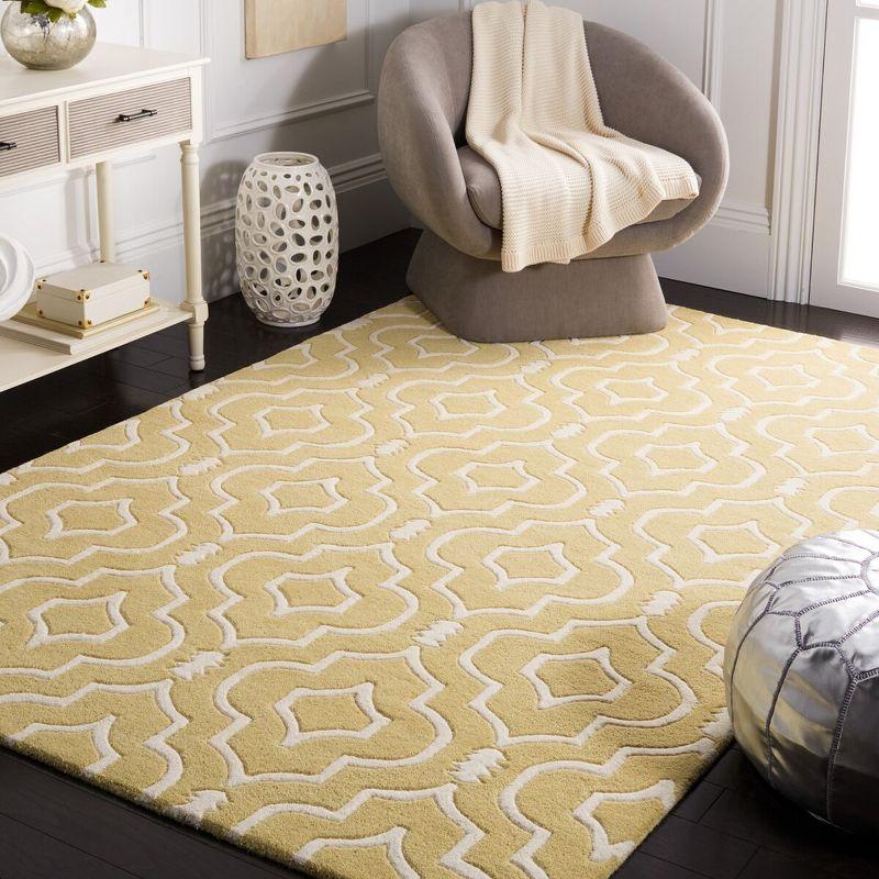 Ivory and Light Gold Geometric Wool Tufted Rug, 5' x 8'