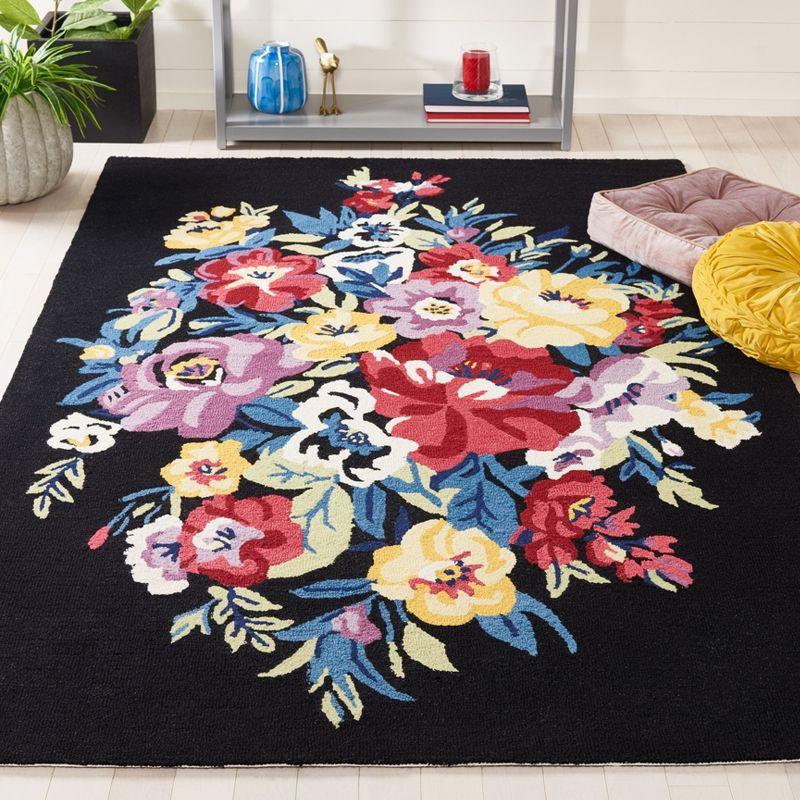 Safavieh Chelsea Hand Tufted 85% Wool, 15% Cotton Floral Rug