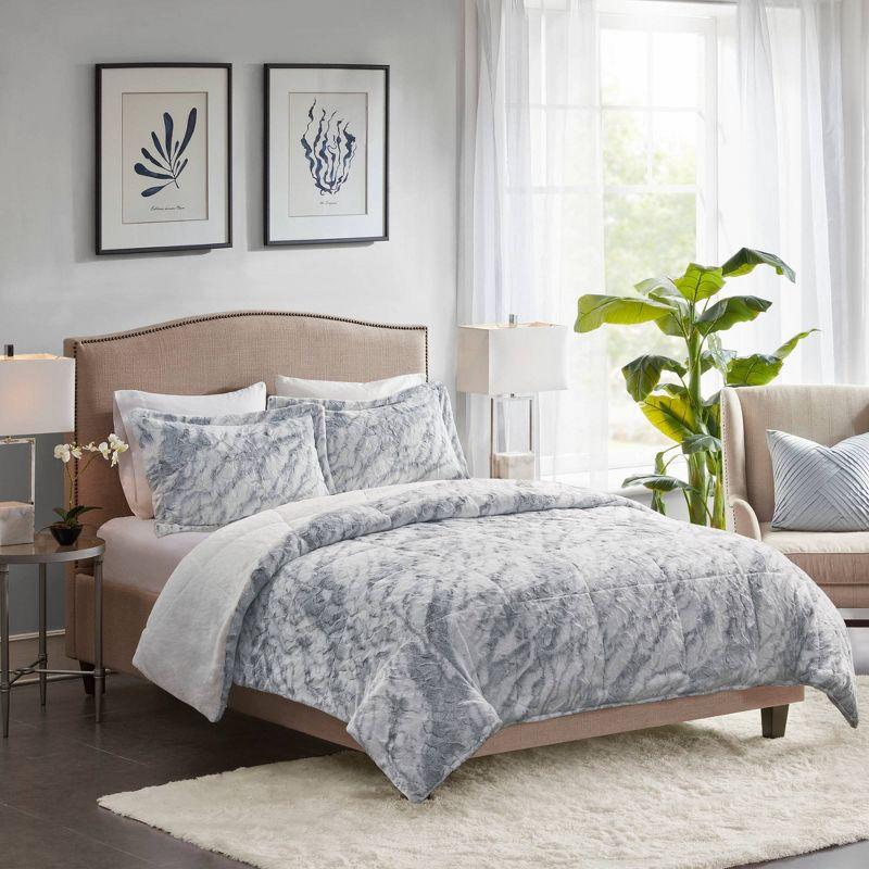 Queen Blue Marble Faux Fur Reversible Comforter Set