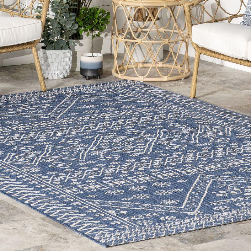 Reversible Easy-Care Oval Blue Synthetic Area Rug, 5' x 8'