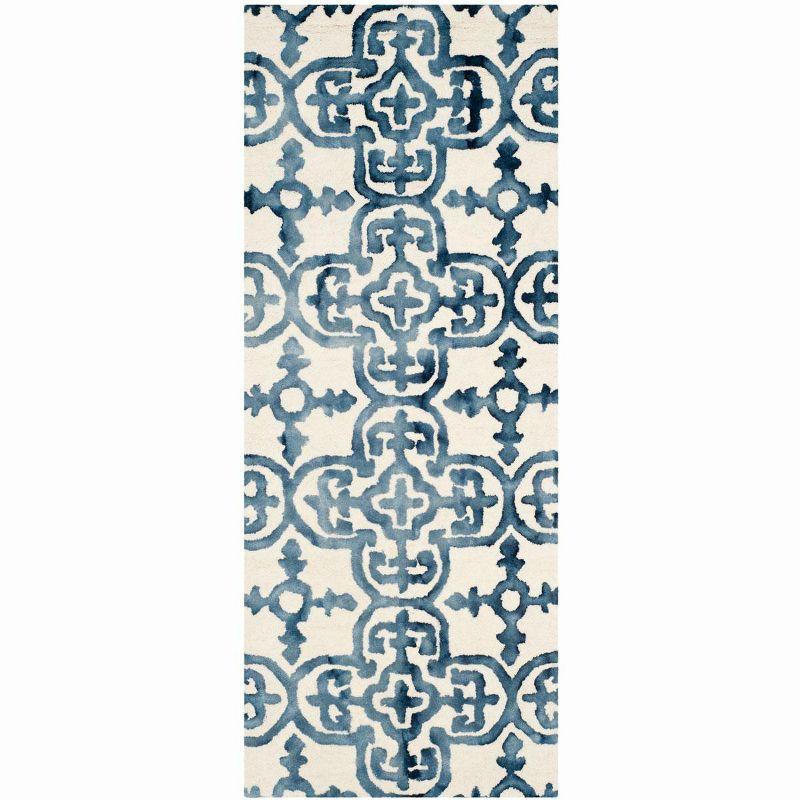 Dip Dye DDY711 Hand Tufted Indoor Runner - Ivory/Navy - 2'3"x6' - Safavieh