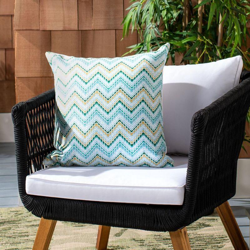 Zarin Chevron Polypropelene Reversible Throw Pillow