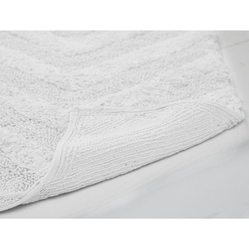 Better Trends Hugo 100% Cotton Tufted Non-Slip Backing Bath Rug 21" x 34" Rectangle - White