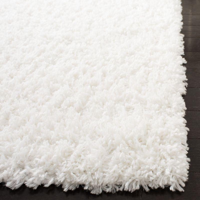 August Shag AUG200 Power Loomed Indoor Area Rug - White - 5'3"x7'6" - Safavieh