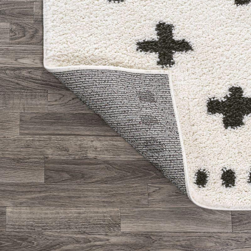 3'x5' Cristo Berber Geometric Shag Area Rug, White/Black - JONATHAN Y