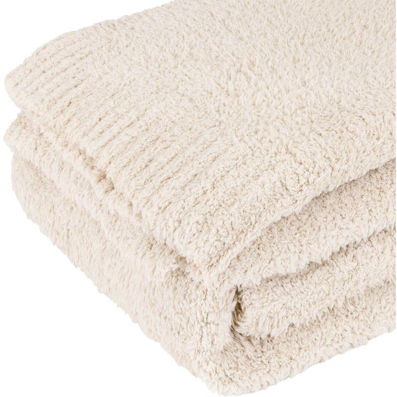 PAVILIA Plush Knit Throw Blanket for Couch Sofa Bed, Super Soft Fluffy Fuzzy Lightweight Warm Cozy All Season