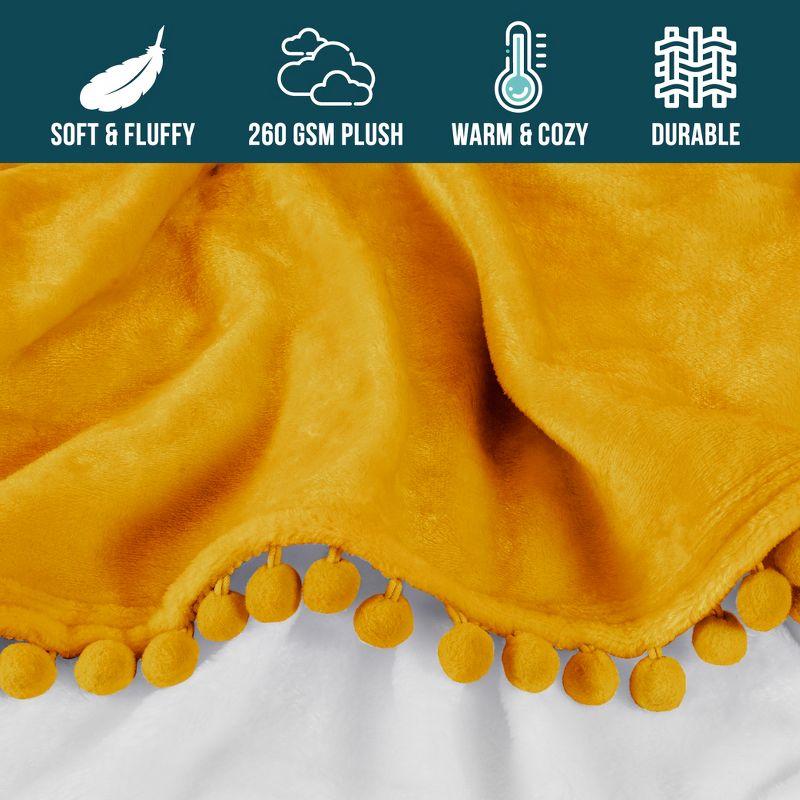 Pavilia Hand Woven Throw Blanket