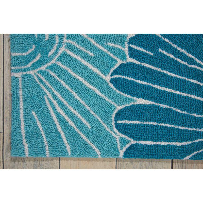 Seafoam Blossom 5' x 7' Hand-Hooked Synthetic Area Rug