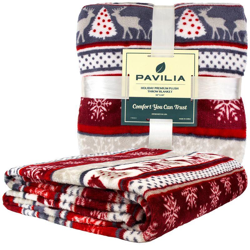 PAVILIA Lightweight Fleece Throw Blanket for Couch, Soft Warm Flannel Blankets for Bed