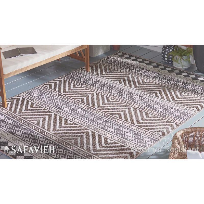 Havana HAV325 Power Loomed Indoor/Outdoor Area Rug  - Safavieh