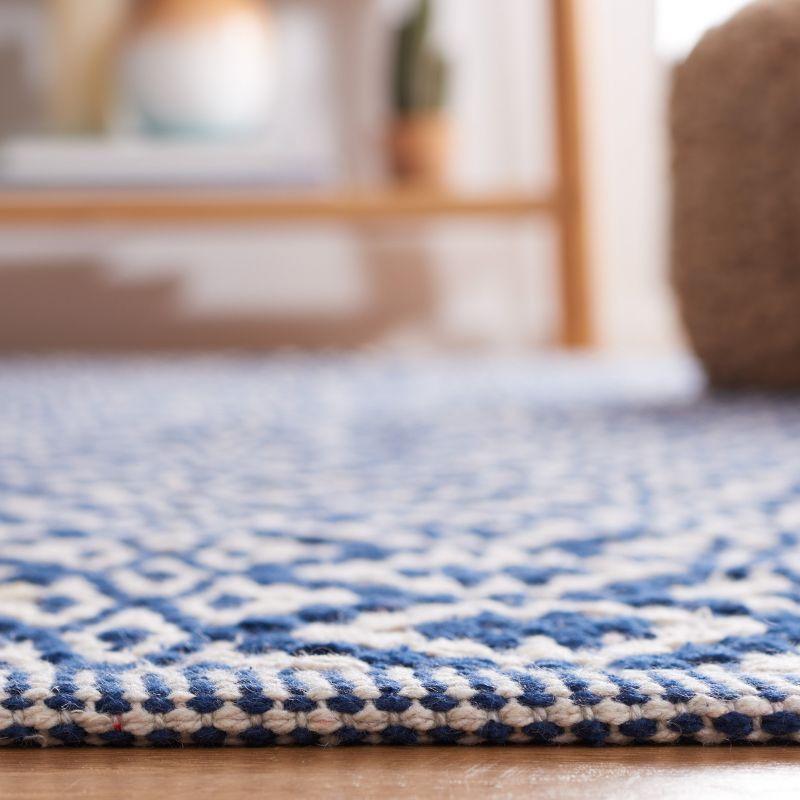 Montauk MTK716 Hand Woven Indoor Area Rug - Ivory/Navy - 8'x10' - Safavieh