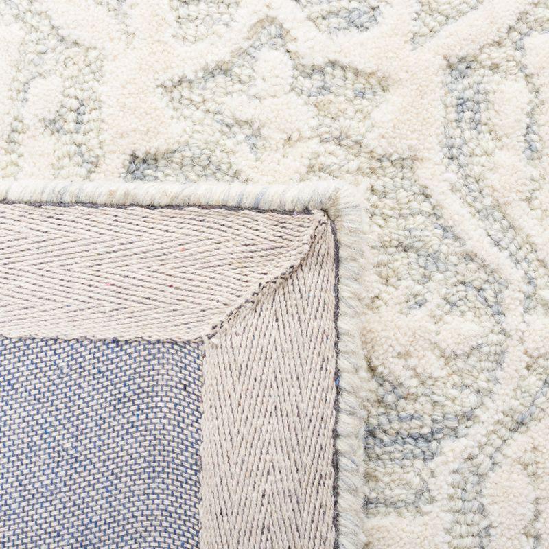 Metro MET903 Hand Tufted Indoor Area Rug - Light Grey/Ivory - 6'x6' - Safavieh