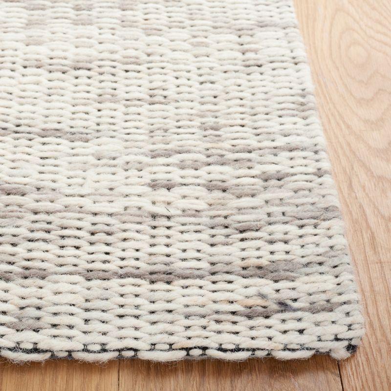 Handwoven Elegance Gray Geometric Wool Area Rug - 5' x 8'