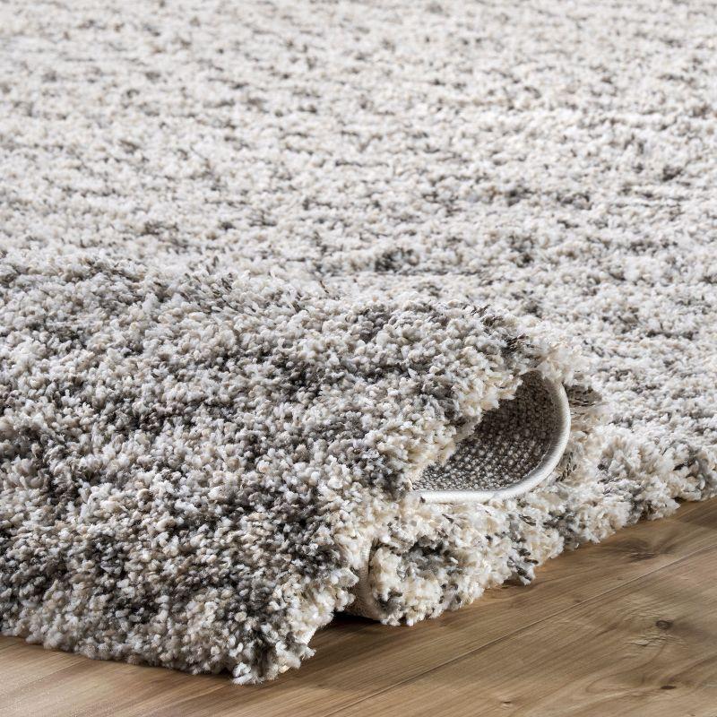 Nuloom Cuellar Chevron Shaggy Indoor Area Rug