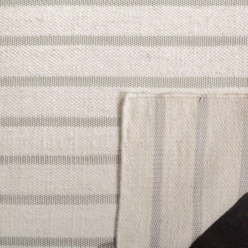 Dhurries DHU313 Hand Woven Flat Weave Indoor Area Rug - White - 5'x8' - Safavieh