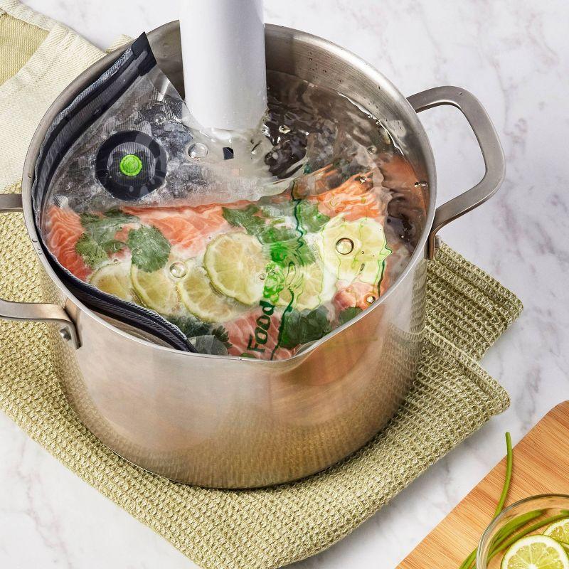 FoodSaver Reusable Gallon Vacuum Zipper Bags - for use with FoodSaver Handheld Vacuum Sealers - 8ct