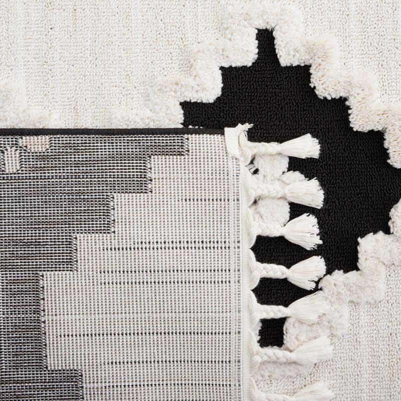 Marrakesh MRK532 Power Loomed Area Rug - Ivory/Anthracite - 5'3"x7'6" - Safavieh.