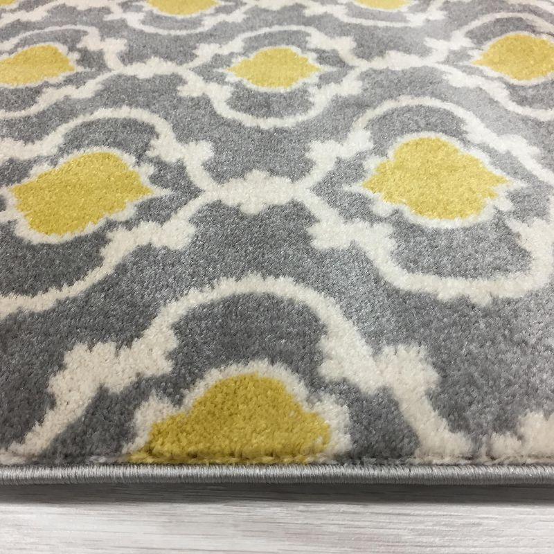 Elegant Gray & Yellow Trellis 5'3" x 7'3" Reversible Area Rug