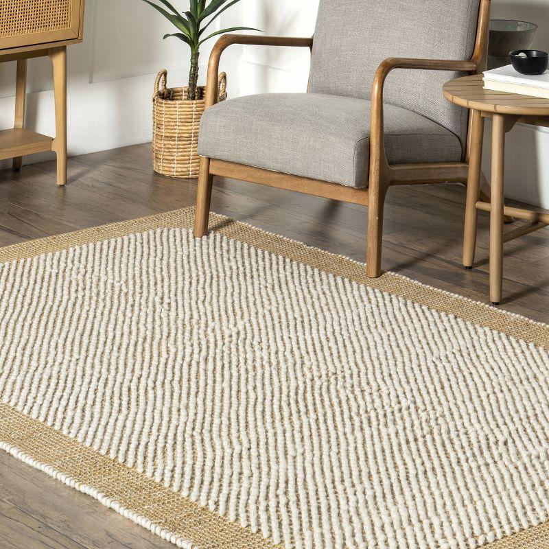 Nuloom Branna Casual Bordered Wool Indoor Area Rug