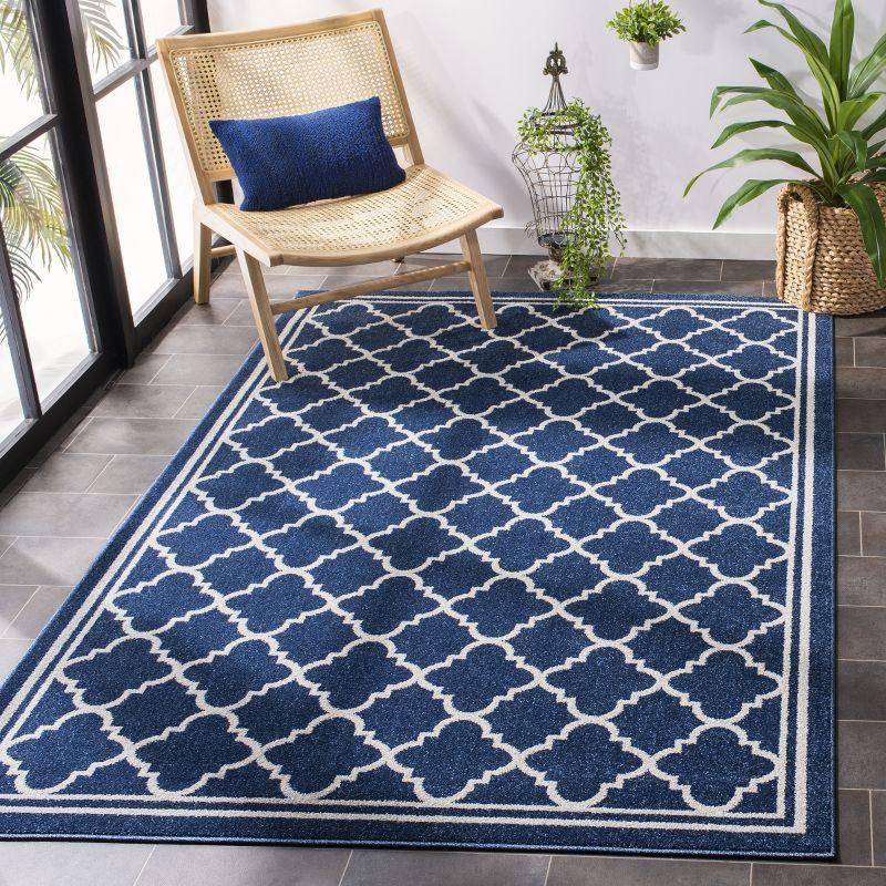 Amherst AMT422 Power Loomed Indoor Rug -Safavieh