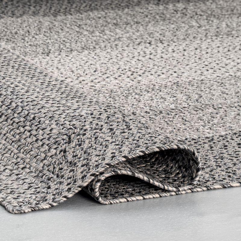 Charcoal Braided Synthetic 5x8 Indoor/Outdoor Area Rug