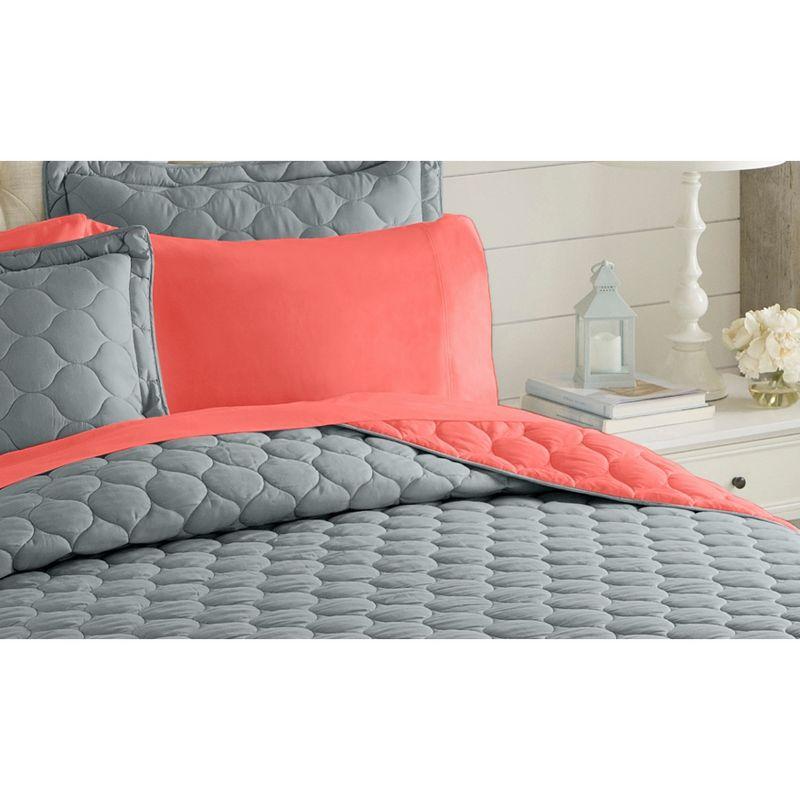 BrylaneHome BH Studio Reversible Quilt - Twin, Peacock Turquoise