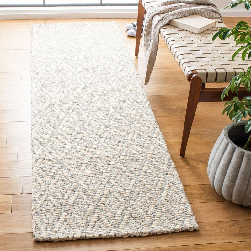 Marbella MRB526 Hand Loomed Area Rug  - Safavieh