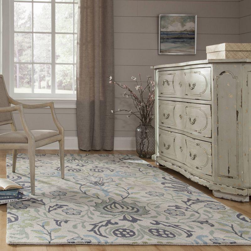 Ashlei Floral Rug - Momeni