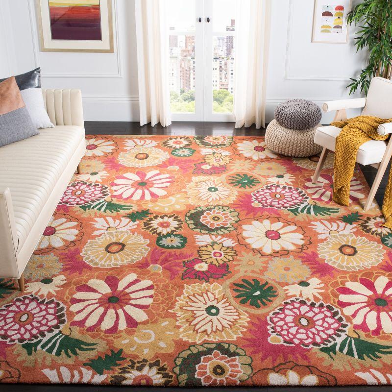 Arber Hand Tufted Wool Floral Rug