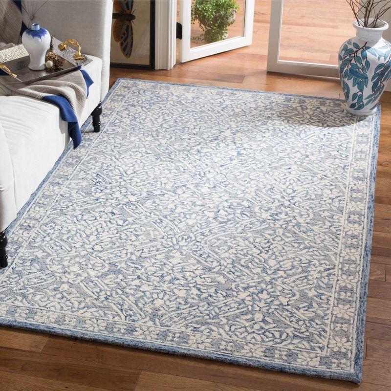 Handmade Luxe Blue Wool 4' x 6' Tufted Rectangular Rug