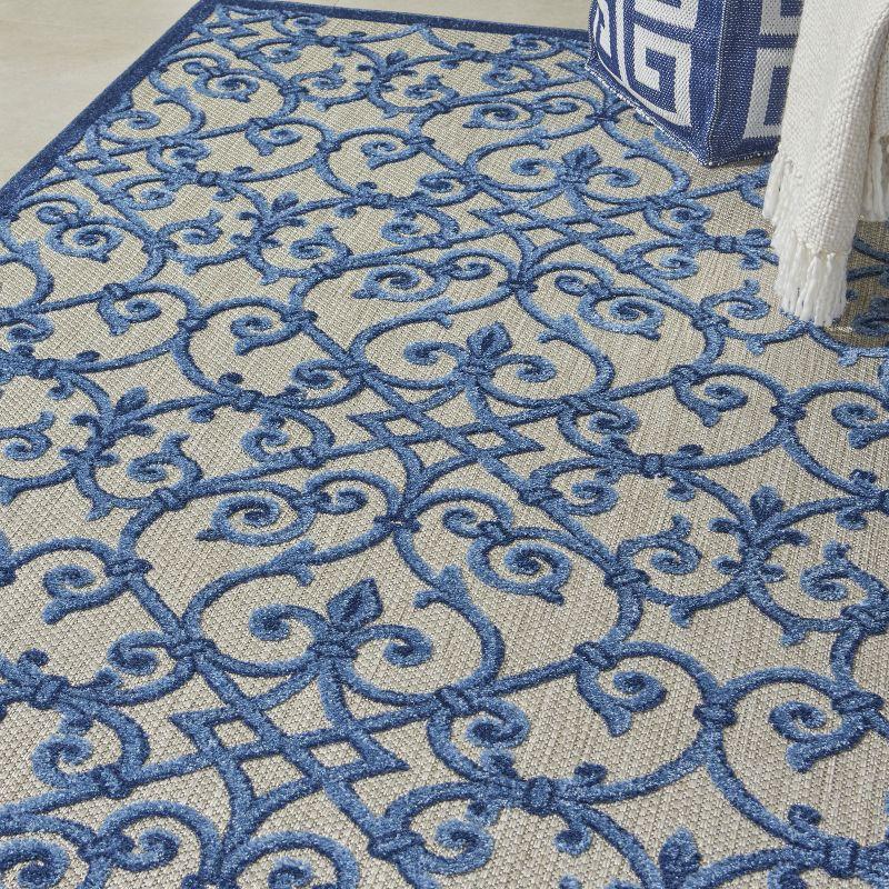 Lark Manor™ Rectangle Isalia 3'6" x 5'6" Area Rug in Blue/Gray
