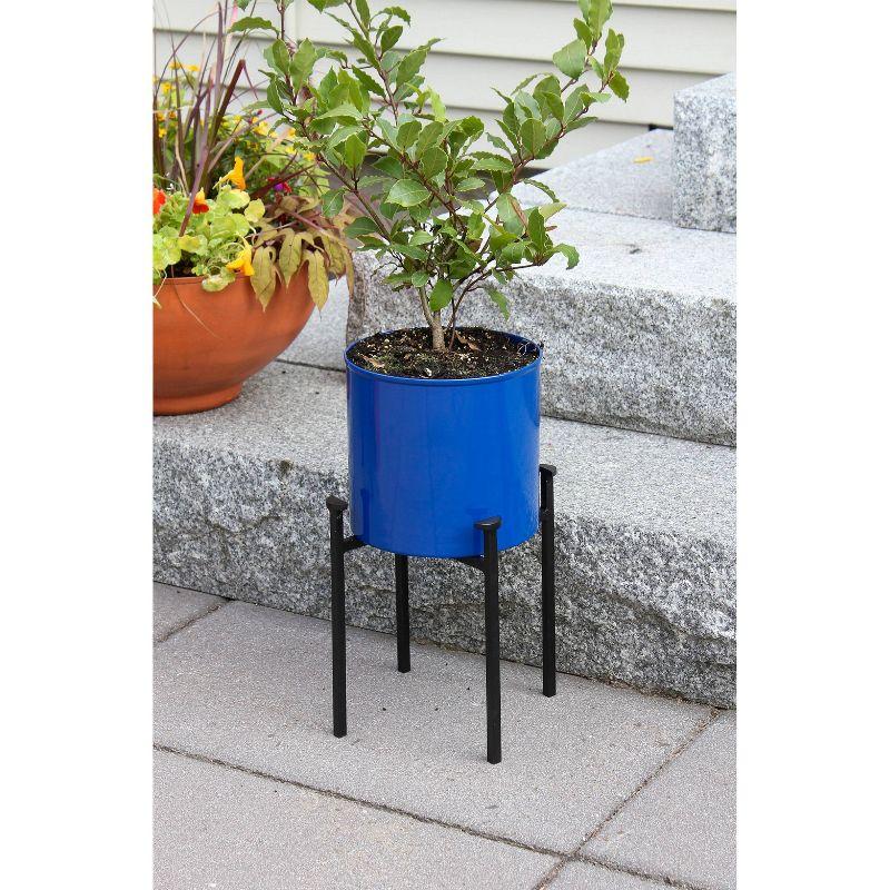 Eileen Metal Pot Planter