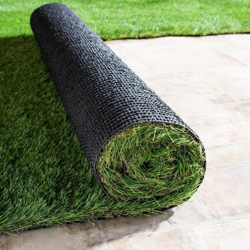 Vista Green Synthetic Tufted Indoor/Outdoor Area Rug 5' x 7'