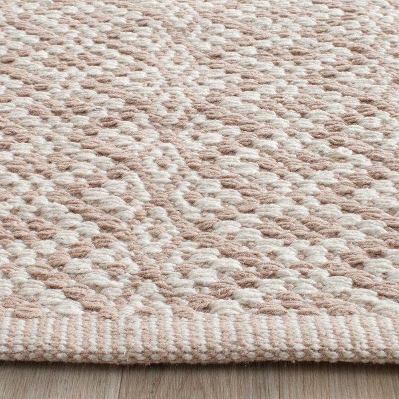 Montauk MTK716 Hand Woven Indoor Rug - Safavieh