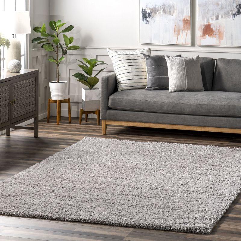 Nuloom Marleen Solid 12x18 Shag Indoor Area Rug for Living Room Bedroom Dining Room Nursery, Silver